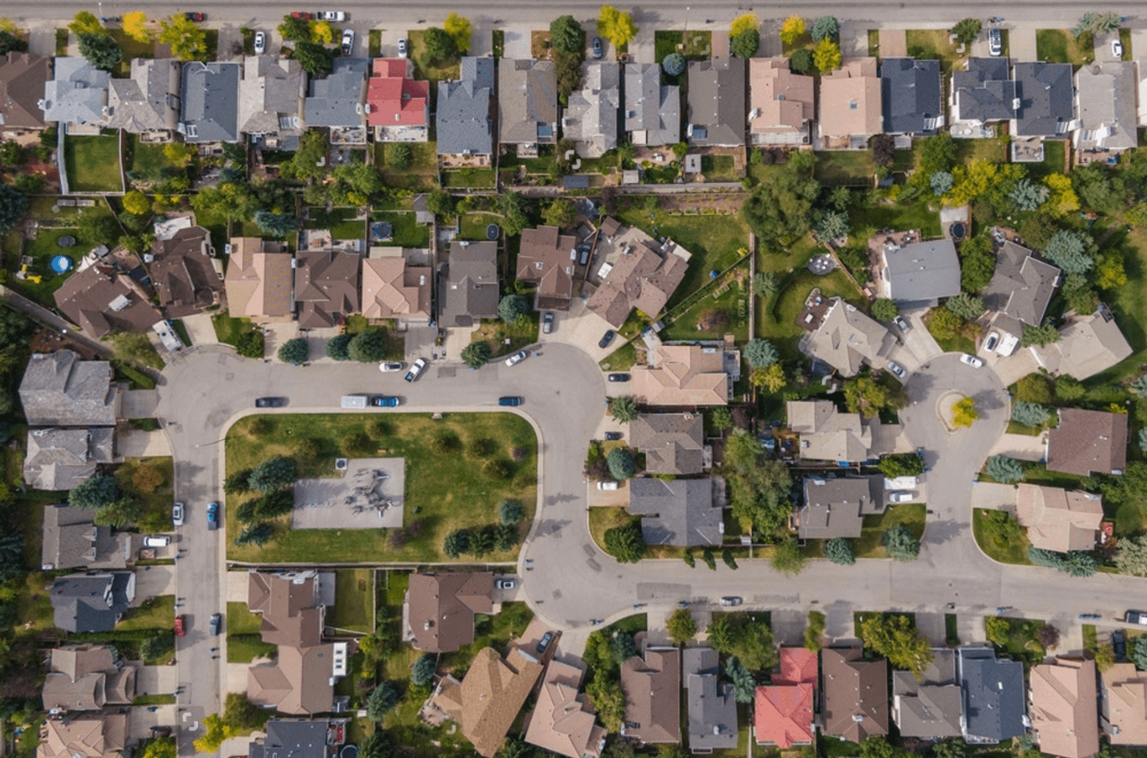 ONS reveals unexpected growth of 3.3% in UK house prices - Image