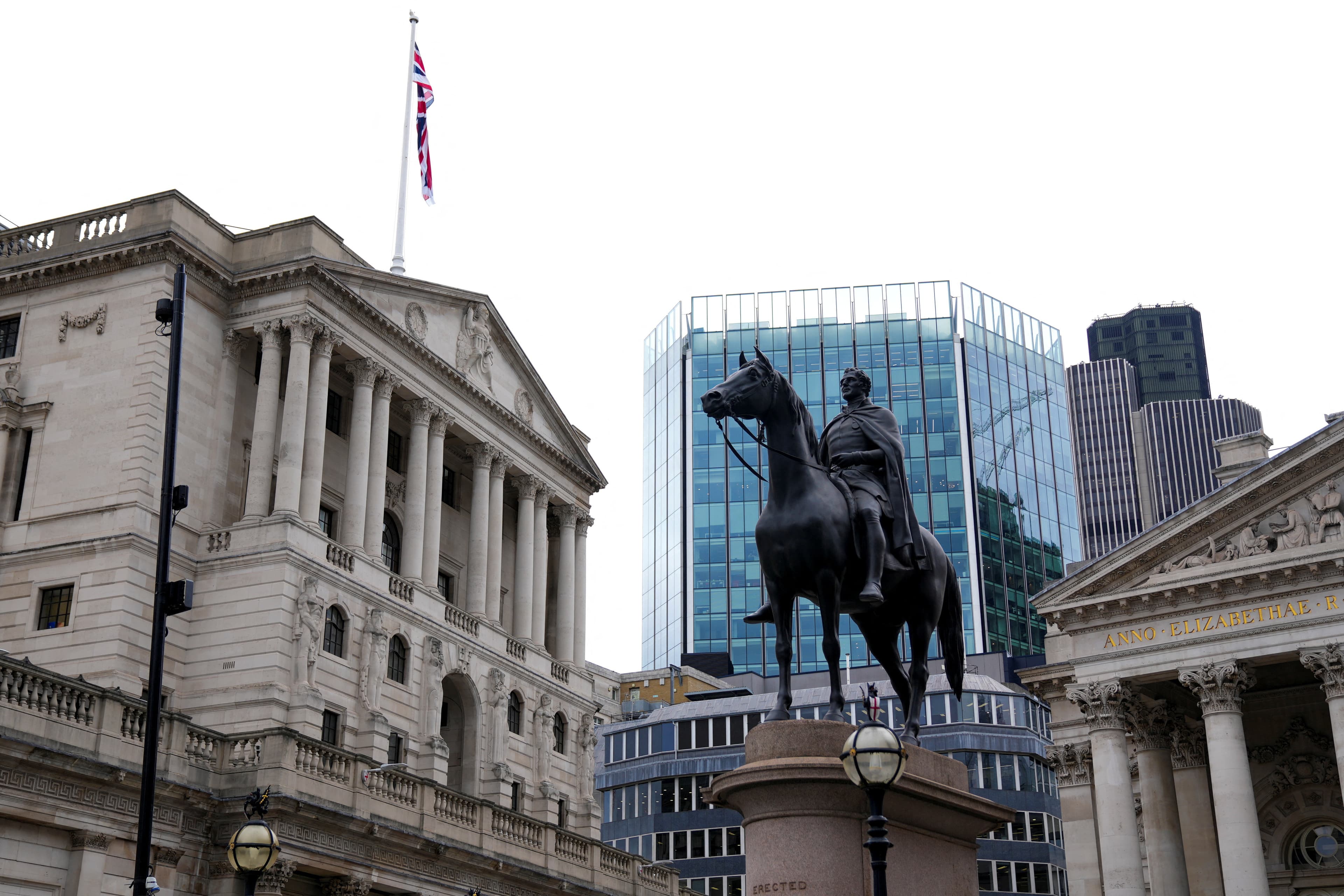 Bank of England votes 8-1 to hold interest rates at 5% as expected - Image