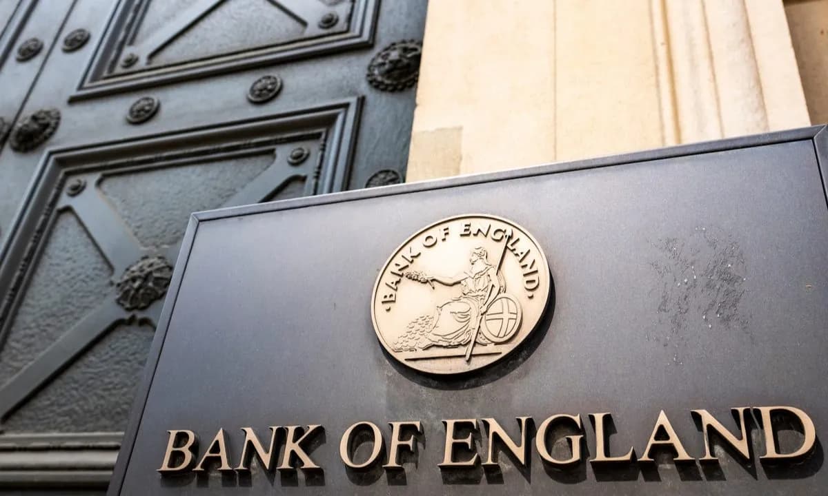 Bank of England holds interest rates at 5.25%, NatWest and Co-op reduce loan deals - Image